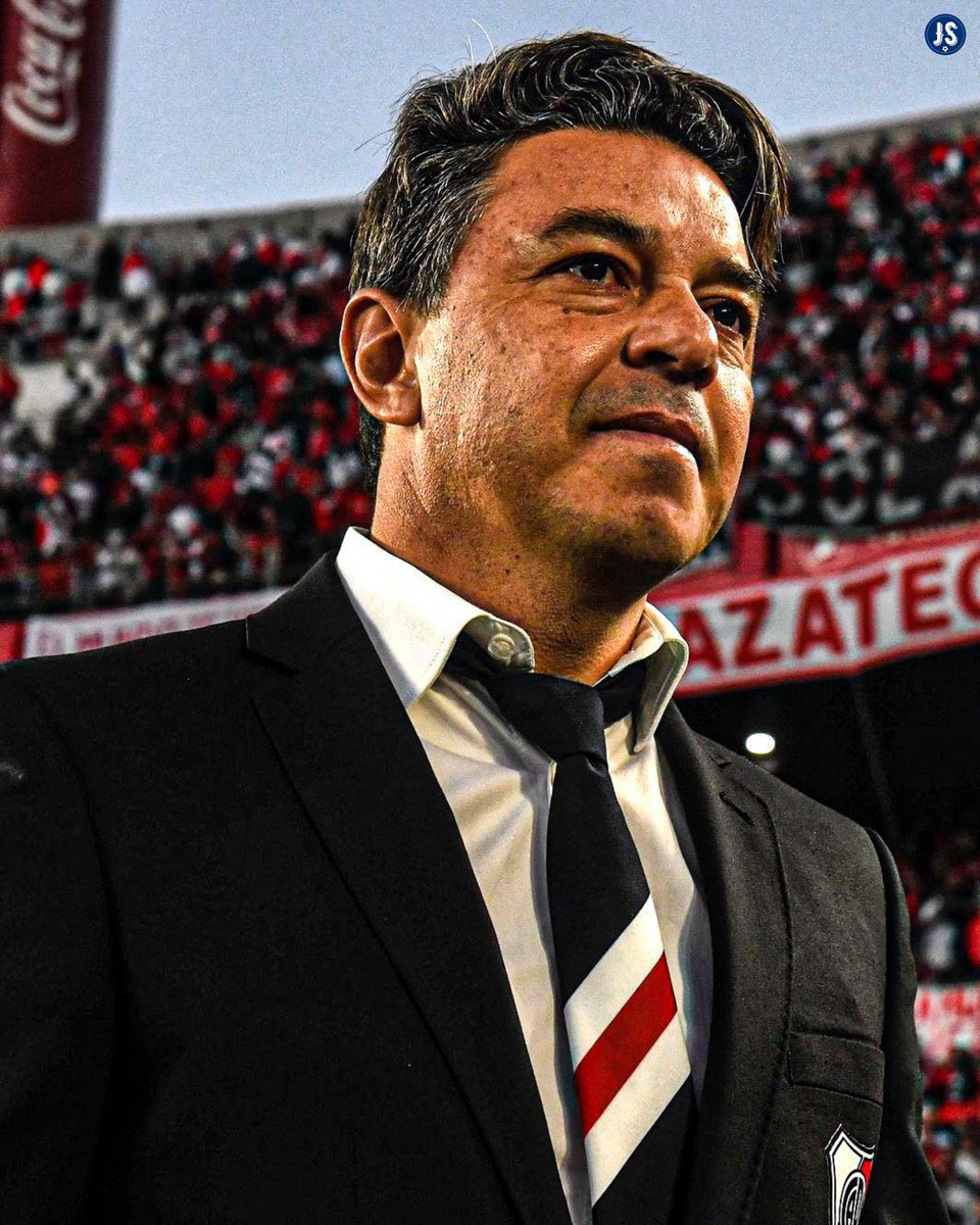 juegosimple__'s tweet image. 🤯 Pff, LOCURA de dato vía @gastontr16.

🇦🇷 Marcelo Gallardo es el técnico que MÁS VECES eliminó con un equipo (River Plate) a su clásico rival (Boca Juniors) de competencias internacionales en TODA la historia del fútbol.

◉ 1 - Semifinal, Sudamericana 2014 (Campeón).
◉ 2 -…