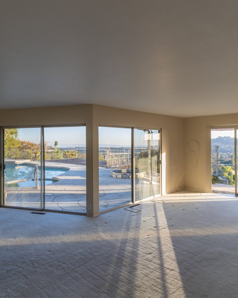 TheBernsTeam's tweet photo. Just Sold in La Cañada Flintridge, 500 Venado Vista Drive is officially off the market, achieving 126% of the list price in just 6 days and delivering $520,000 in financial freedom to our sellers. https://t.co/uTwTsph2B4