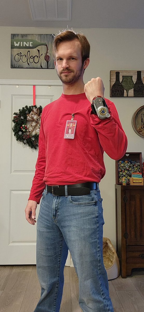 SentaiJackets's tweet image. Sometimes, all it takes is the perfect jacket to take your look to the next level. Our client, Chris, looks incredible in our Rescue Series Jacket, showcasing its perfect blend of style, comfort, and durability. 🫡
#PowerRangers #LightspeedRescue