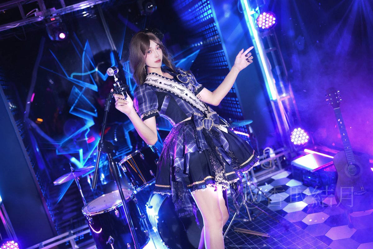 【预告】
哈喽——可以听得到吗？
这是夜晚给你的请帖，请和我一起感受炙热的心跳吧！

#idol