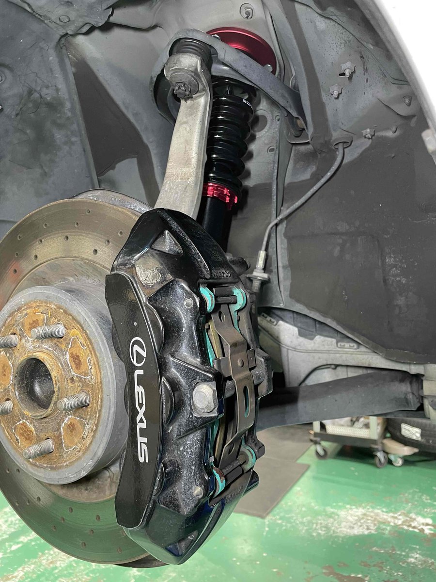 tg_totsuka's tweet image. #ブリッツ #DAMPER ZZ-R
レクサスIS-F用 
お取り付けさせて頂きました
全長調整32段
減衰力調整の優れものです

#タイヤガーデン戸塚