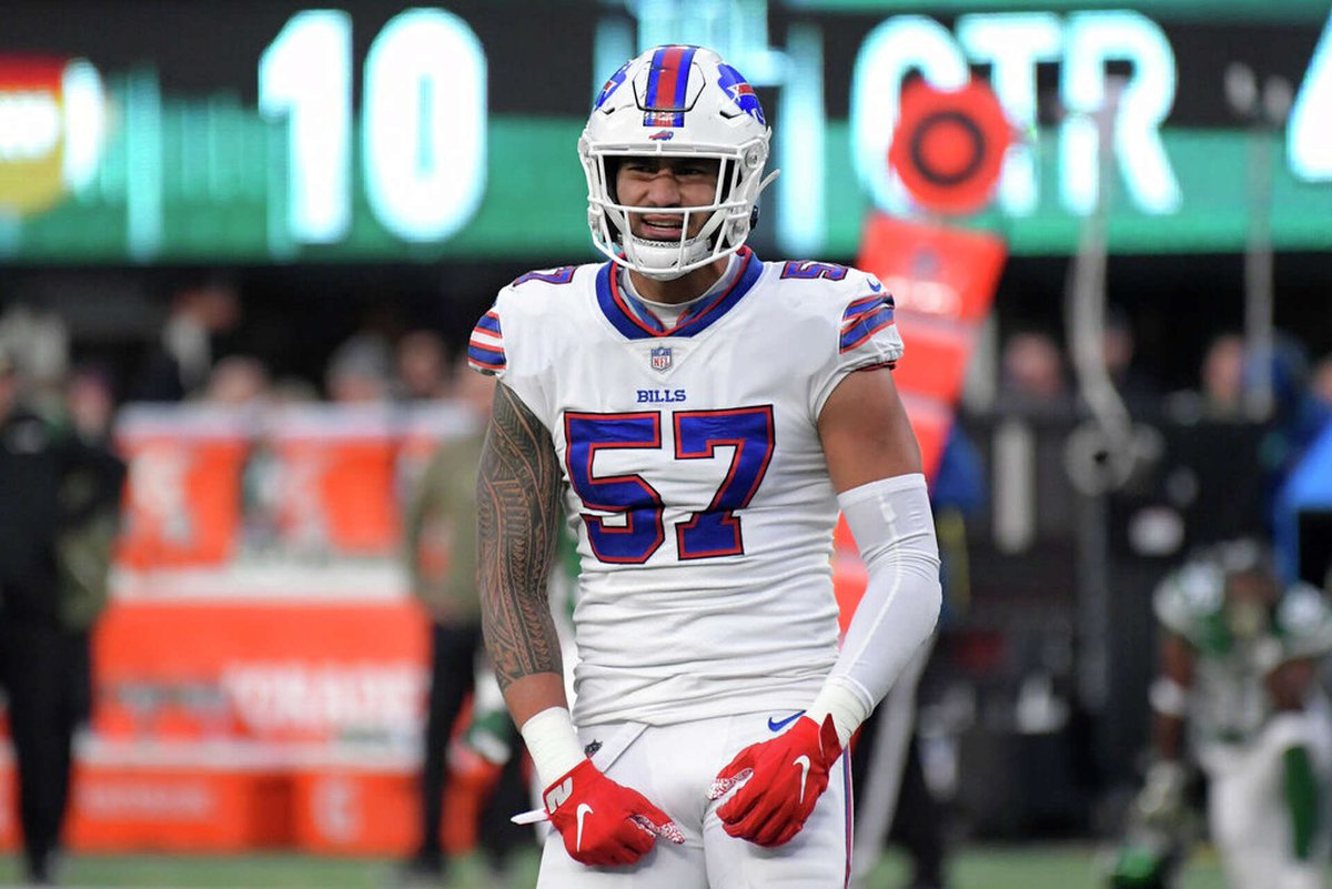 BillsOnReal's tweet photo. A.J Epenesa on Josh Allen and Lamar Jackson:

“They have their guy, we have ours”

Like it should be 🔥🔥🔥🔥🔥 https://t.co/5lCGwFC1uo