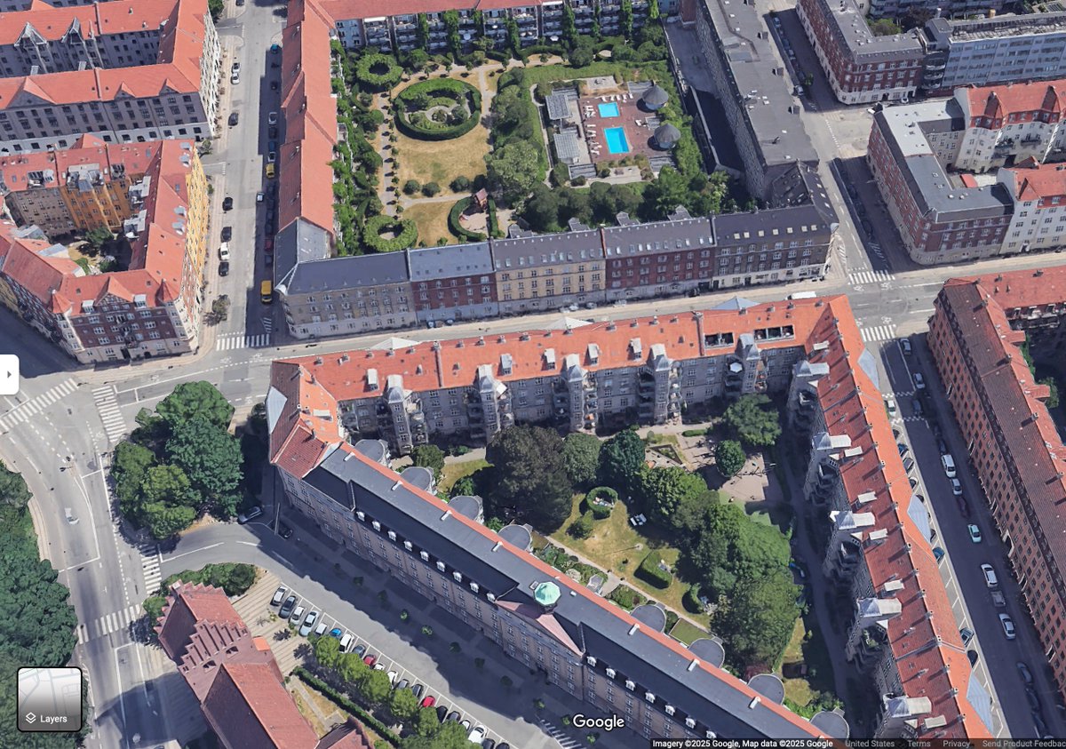 UrbanCourtyard's tweet image. Begin here for courtyard blocks: links to articles, podcast interviews, and everything you need to know about why American cities need courtyard blocks to make themselves more attractive and affordable to ordinary families ...