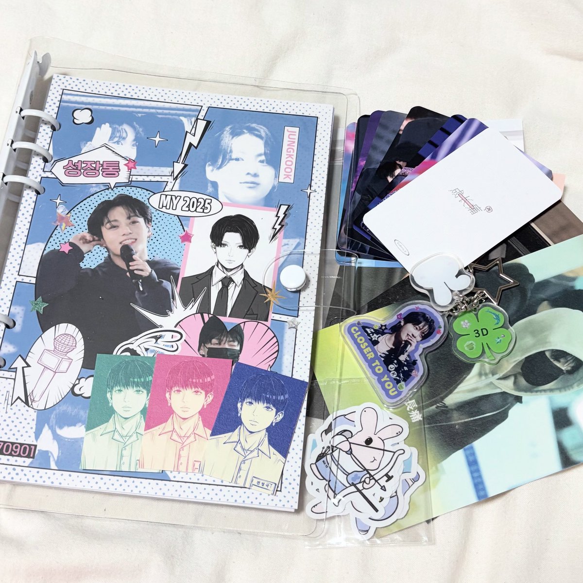 追加販売で購入させていただいた
<a href="/BlueBunny0901/">BlueBunny_jk💙🐰</a> 님の
𝟐𝟎𝟐𝟓 𝐬𝐞𝐚𝐬𝐨𝐧 𝐠𝐫𝐞𝐞𝐭𝐢𝐧𝐠 ₊˚❍୭ ̥  
成長痛-성장통  が届きました🐰🩵

写真が良すぎるのはもちろん、
デザインが可愛すぎて毎日使うのが
わくわく૮ ܸ.  ̫ .ܸ ა⋆

<a href="/BlueBunny0901/">BlueBunny_jk💙🐰</a> 님
<a href="/BlueBunny_JP/">BlueBunny_JP</a> 様
ありがとうございました🎶