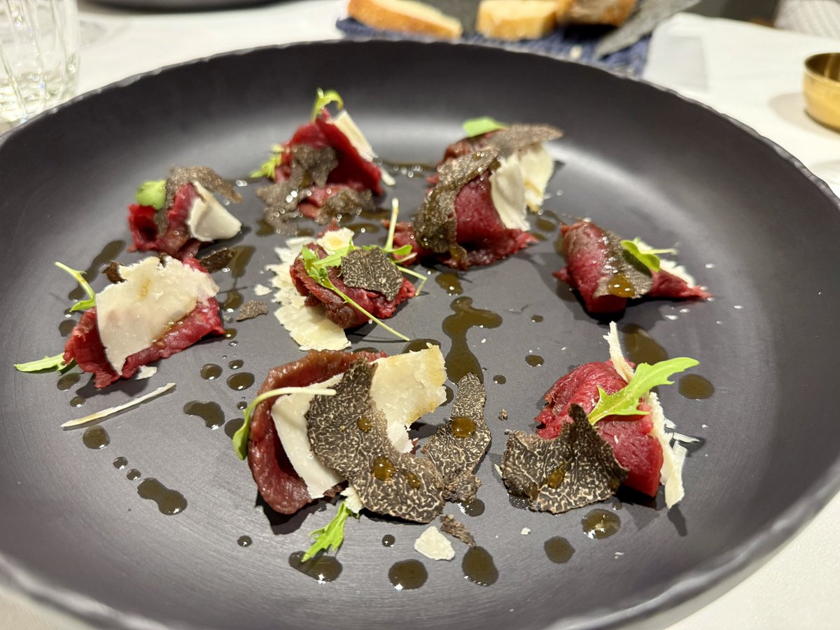 Carlos Sancha tweet media