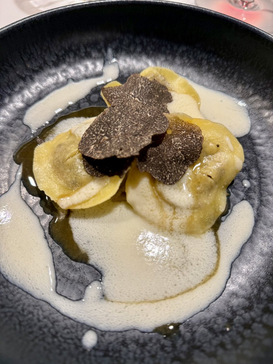 Carlos Sancha tweet media