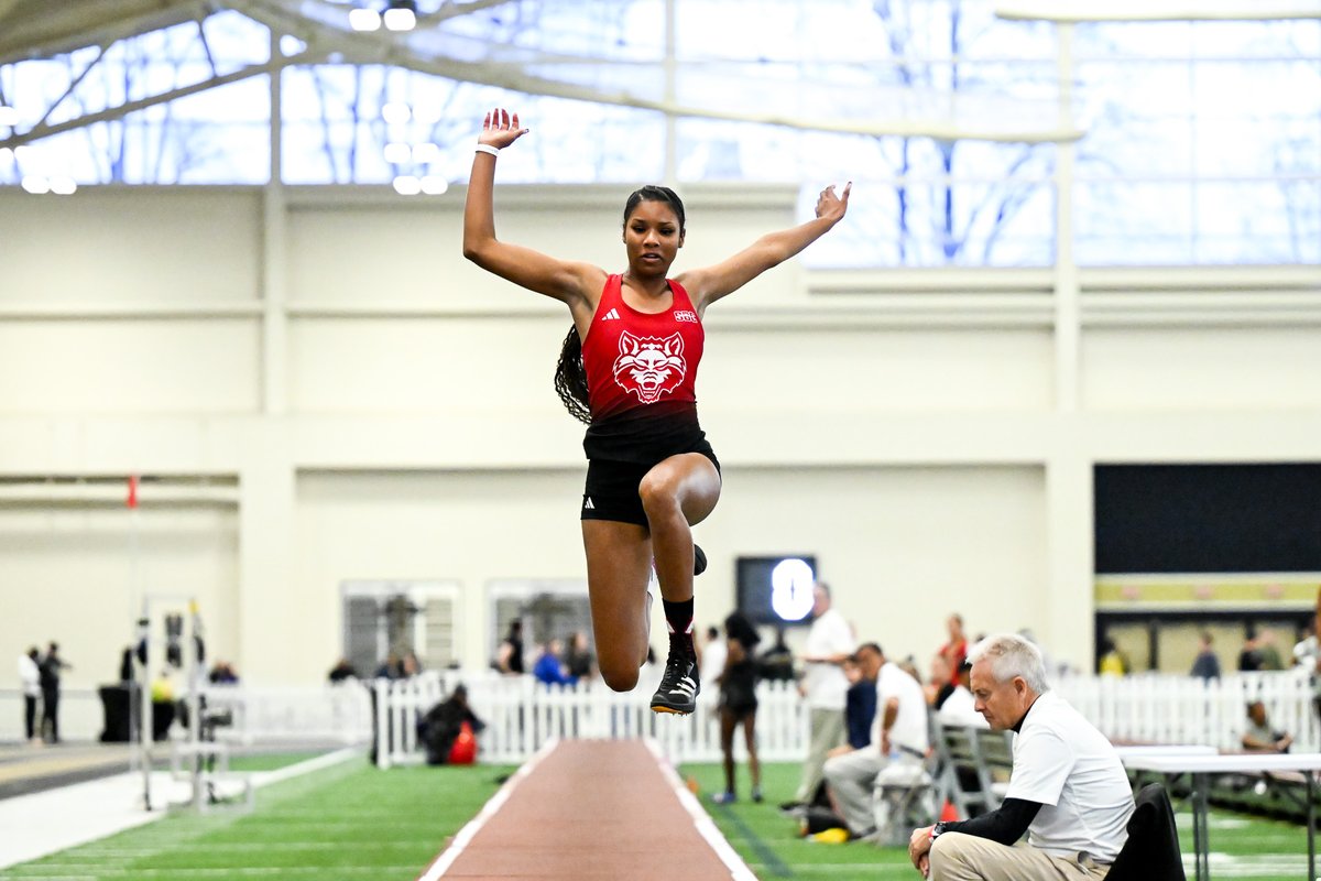 RESULTS | W Long Jump (Unseeded)

3. Nyima Williamson - 5.66m/18-7 [PB]
16. Izzy Daines - 5.16m/16-11.25

📺 es.pn/4aooAmZ
📊 bit.ly/3PDMmlq

#WolvesUp