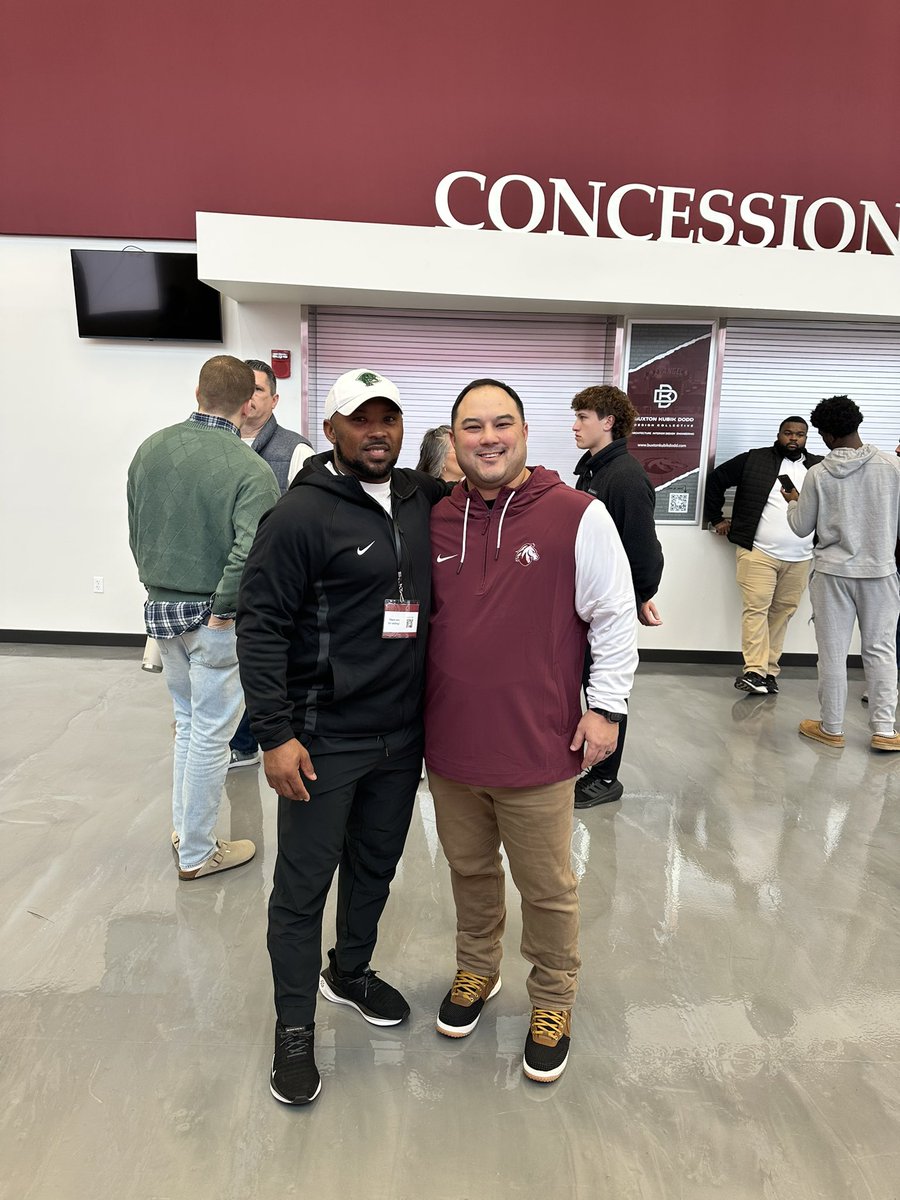 Big thanks to Coach <a href="/CoachJDeSoto/">Jeremy DeSoto</a> for inviting CJ and myself to see all that <a href="/EvangelUniv/">Evangel University</a> and <a href="/Evangel_FB/">Evangel Football</a> has to offer.  <a href="/CoachHepola/">Chuck Hepola</a> and his staff definitely made a great impression. 
#RecruitConnally #CougarVille

<a href="/CoachCBurton/">Charles Burton</a> 
<a href="/Coach_Cuellar/">Coach Cuellar</a> 
<a href="/CoachFarrellCHS/">Coach Farrell</a>