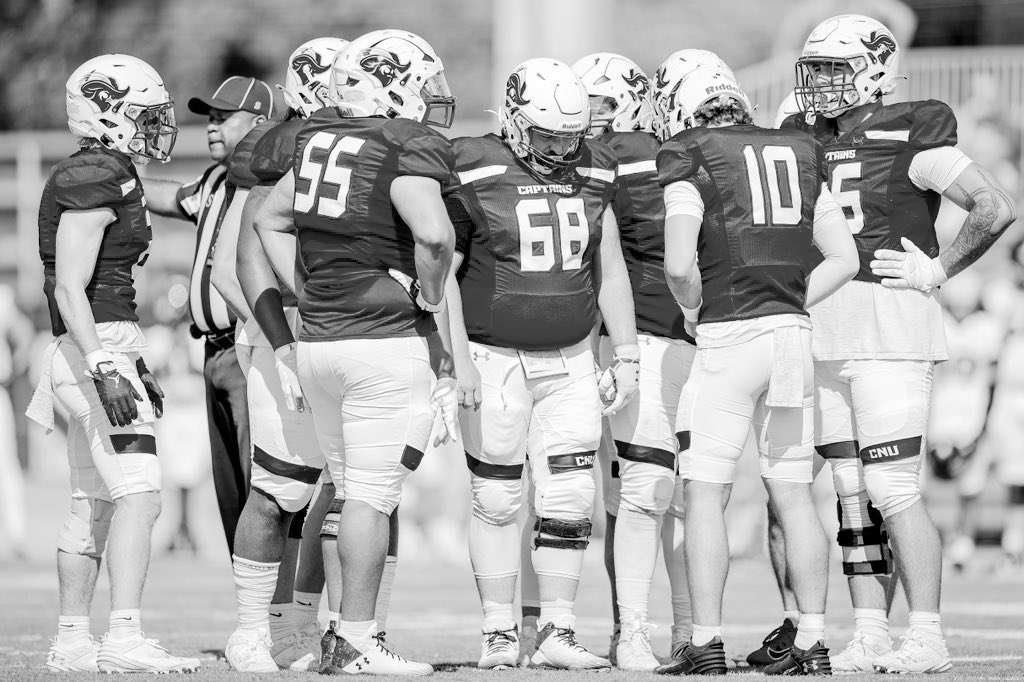 CoachSmitty25's tweet image. Like No Place Else! 
 #TakeCommand #BurnTheBoats