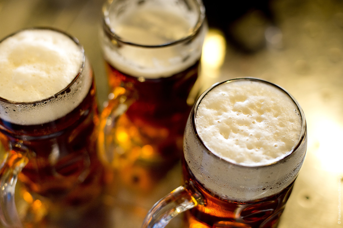 Bier is de favoriete alcoholische drank van de Duitsers, er worden in ca. 1300 brouwerijen ongeveer 5.000 verschillende biersoorten geproduceerd, er is dus keuze genoeg, heb jij een favoriet? 🍻 #DuitslandDichtbij