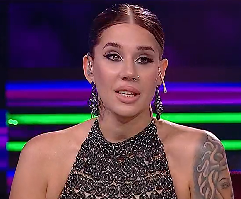 La Tora le consiguió a Bambi un Iphone para que pueda disfrutarlo a la salida de #GranHermano. Estas cosas tmb hay que contarlas, porque son la esencia pura de GH, banco fuerte💛