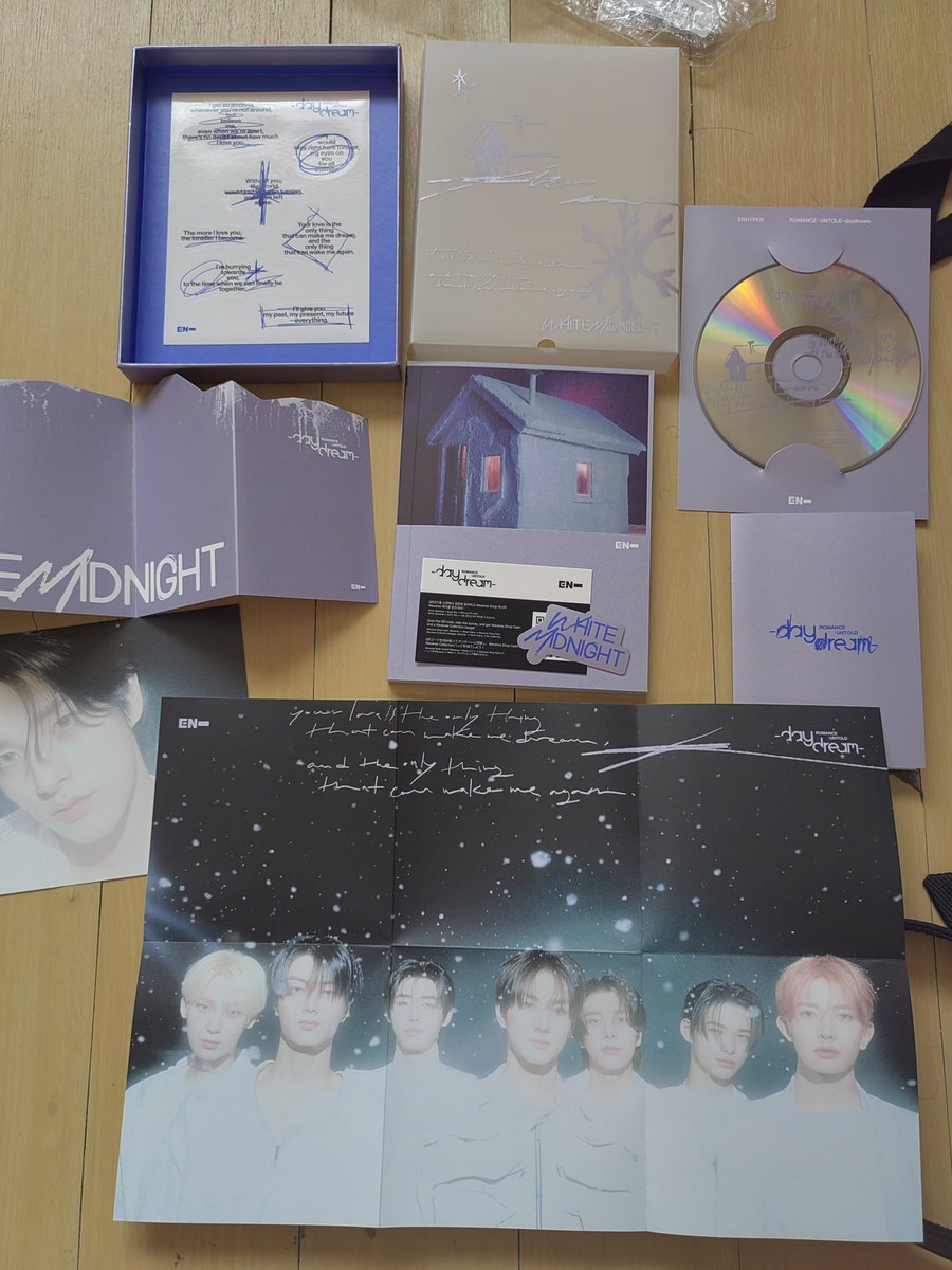 jaynamhoonroll's tweet photo. wts lfb ph r:u daydream unsealed album

75 each // 130 set

📍onhand
📍 9-10 condition 
📍complete inclusions except rpcs

mine + qty + version / set

mop: gcash (payo)
mod: jnt https://t.co/nVIrgB1hFk