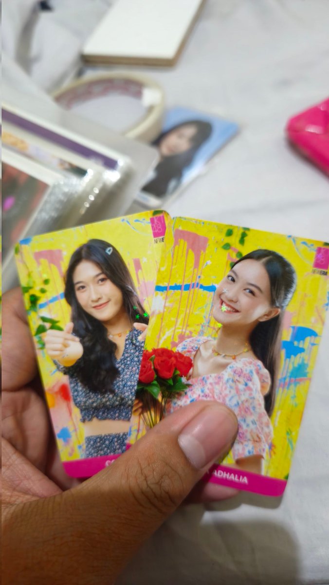 palgunaaas's tweet photo. DUGAAN SINDIKAT PENGGANDAAN PHOTOCARD / BENEFIT KONSER JKT48

Semua hal ini berawal dari saya yang membeli sebuah benefit konser di sebuah toko di shopee. dan Waktu photocard benefit tersebut sampai, photocard memiliki warna, ukuran dan cuttingan yang berbeda. https://t.co/8yTovX5hFL