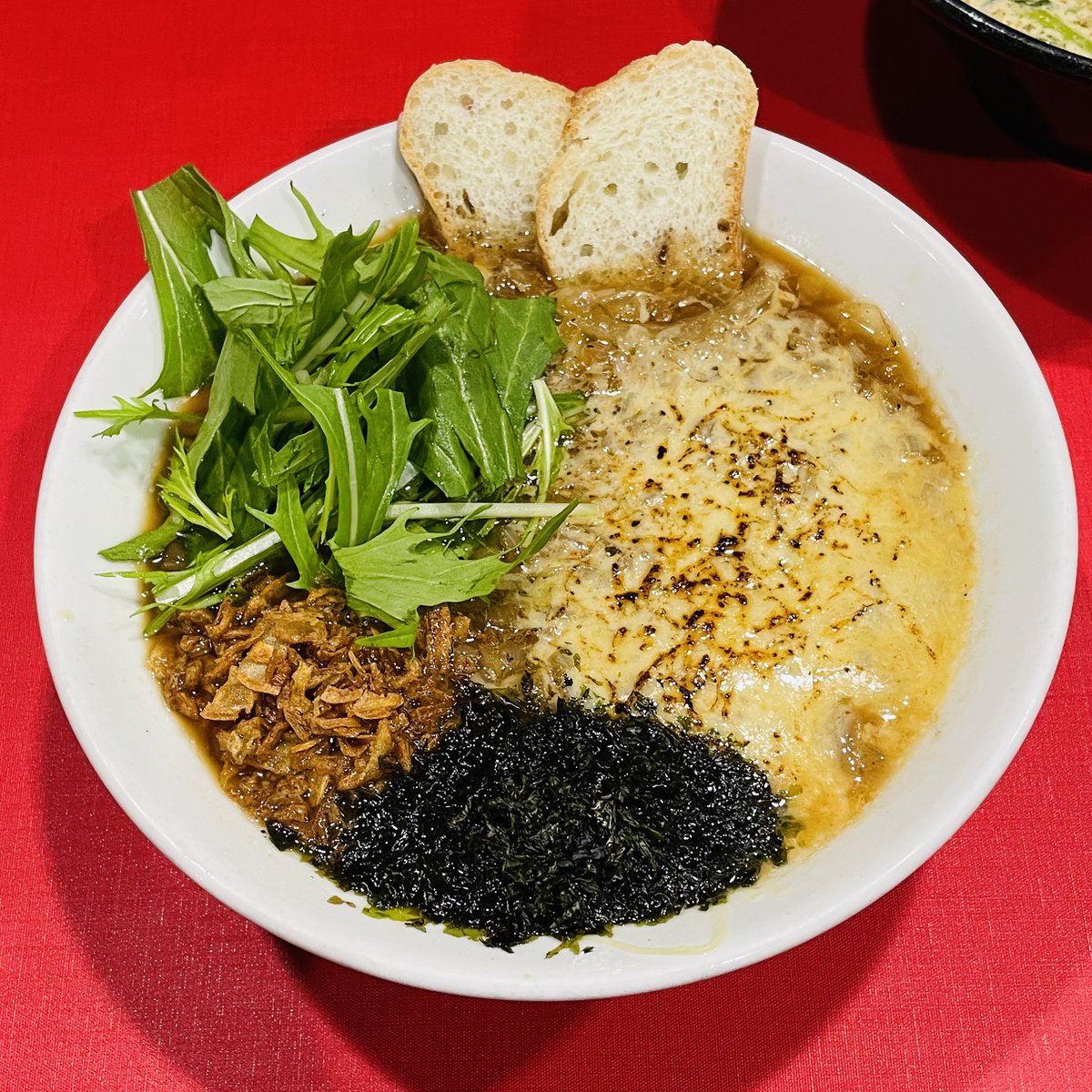 66_khaki's tweet photo. 2025 #004 @黄金トマトのカル麺

チーズオニグラ麺
カルボ麺
お土産：黄金トマト麺

トマト苦手なのでメインの黄金トマト麺以外で...
完全に伊の味わいで美味しかった
ご馳走様です https://t.co/kh55oESXcK