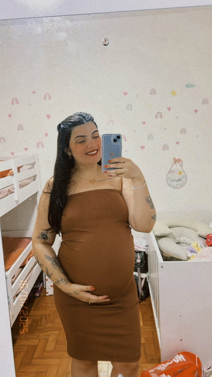 gabzando_'s tweet photo. grávida há 49271 dias https://t.co/knJciNGqNf