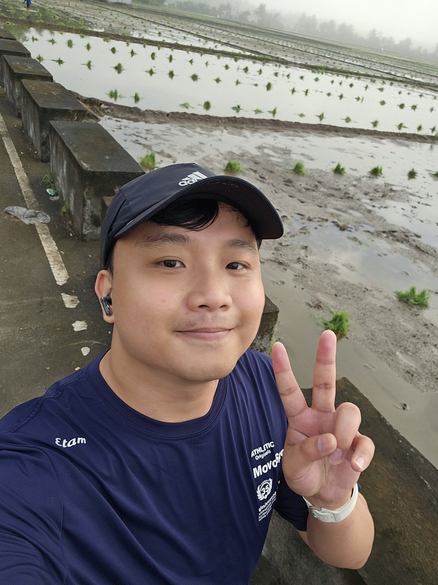JuPauBan's tweet photo. Foggy run @ Polangui 🏃😬 https://t.co/oeC30zkkRG