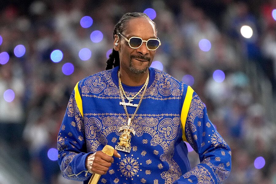 FearedBuck's tweet photo. Snoop Dogg &amp; Nelly will be performing at Donald Trump’s inauguration 👀 https://t.co/lwNeLBpJgo