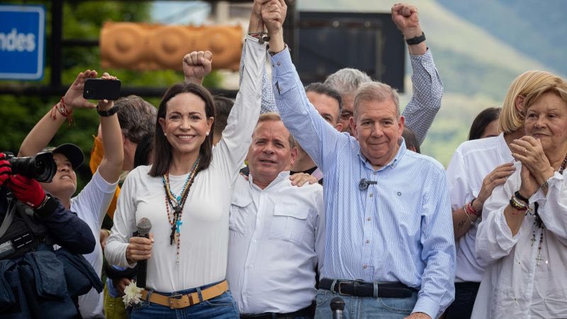 ¿QUIÉN APOYA Y SIGUE FIRME? 🇻🇪

Venezolanos. Nosotros estamos convencidos. MCM y EGU van a lograr lo que todos queremos. Debemos seguir apoyándolos y entender que algunos tiempos no los podemos adelantar. Pero va pasar.

Hay que decirlo. Nadie ha peleado como ella, por tanto