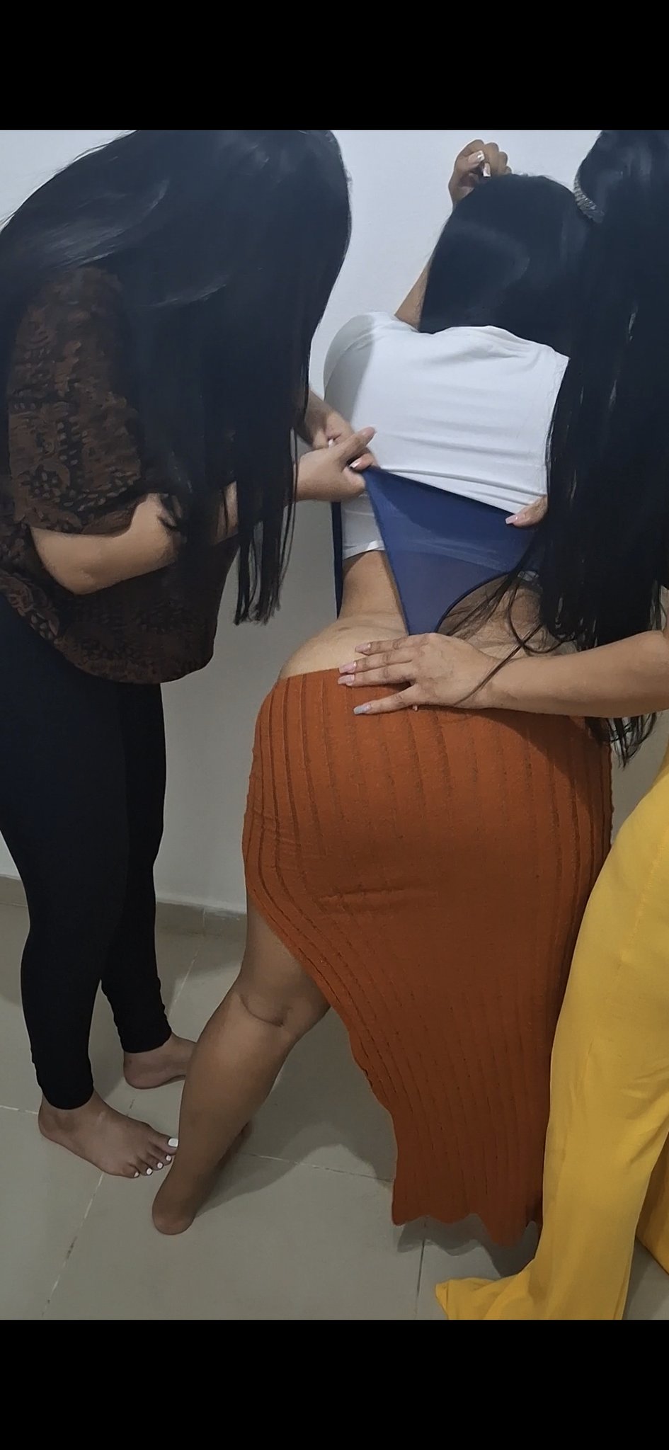 2 pic. Well panties were definately pulled today... https://t.co/iCDZcMi7RR
