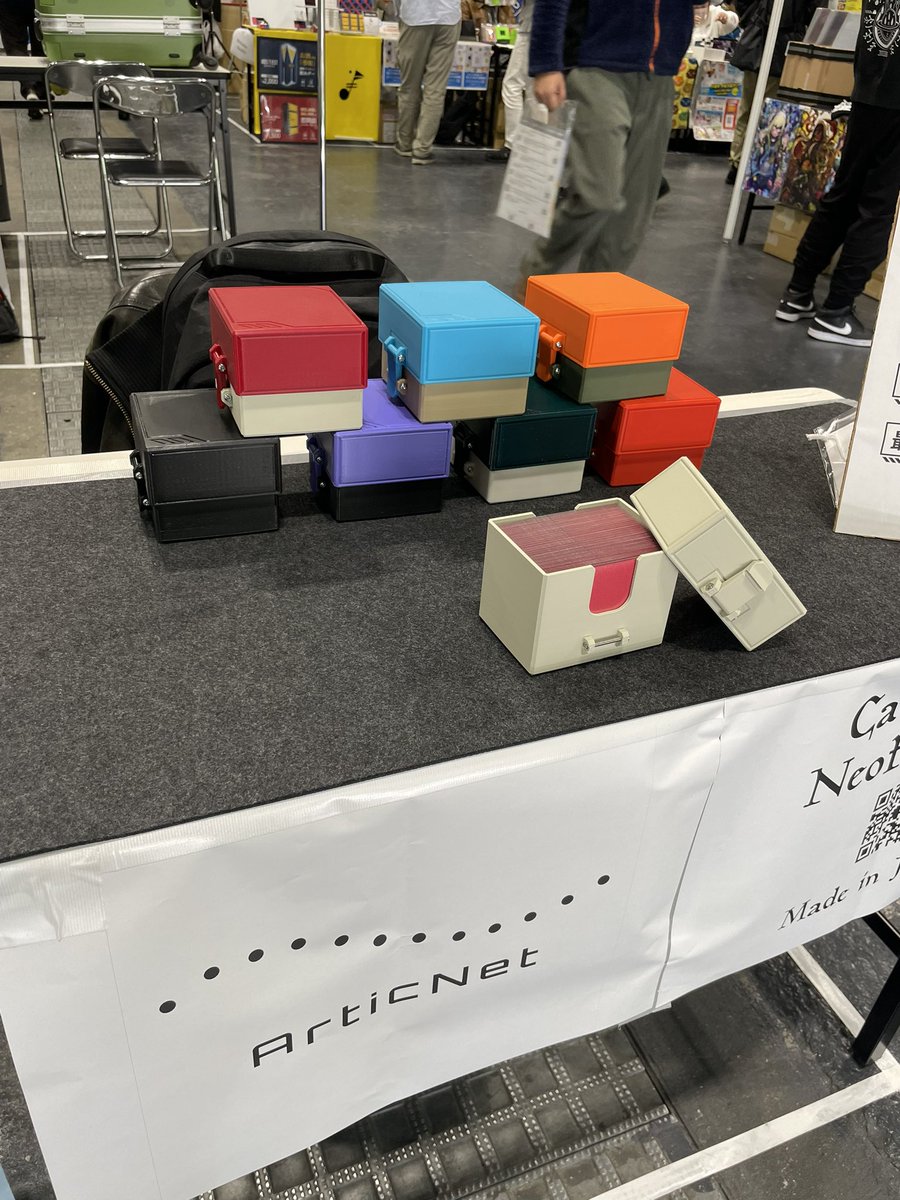 今日と明日はボードゲームのイベントです。
トレカ用のボックスを販売してます。ぜひ見にきてくださいね！

#BGBEJAPAN 
#BGBE2025