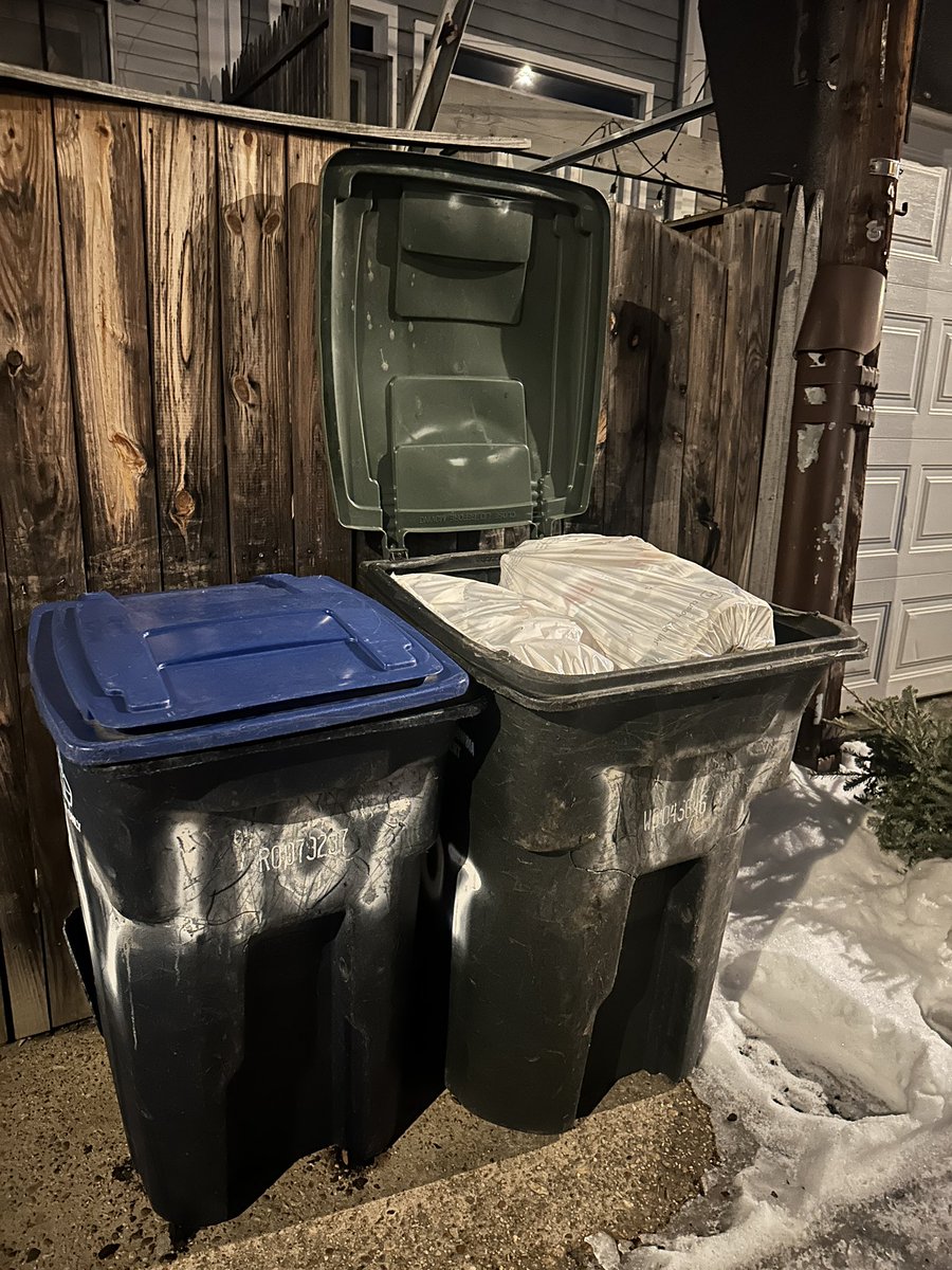 . <a href="/DCDPW/">DC Department of Public Works</a> don’t lie please