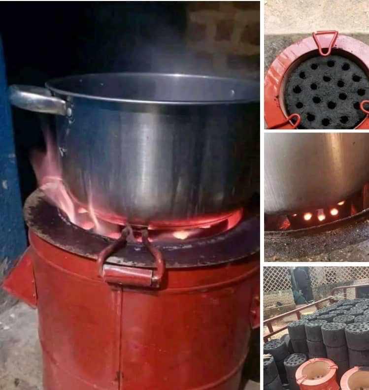 allen_namwase's tweet photo. #Organic waste, #Briquettes, manufactured by #SWEDOInnovations, Located in Wakiso, Bukasa, Sentema road.
#Briquettes are made from organic waste.
Consume #OneBriquette at a time, for #Cleancooking & #HealthEnvironment. #lesssmoke produce #overfirewood https://t.co/Tr22M7pKnG