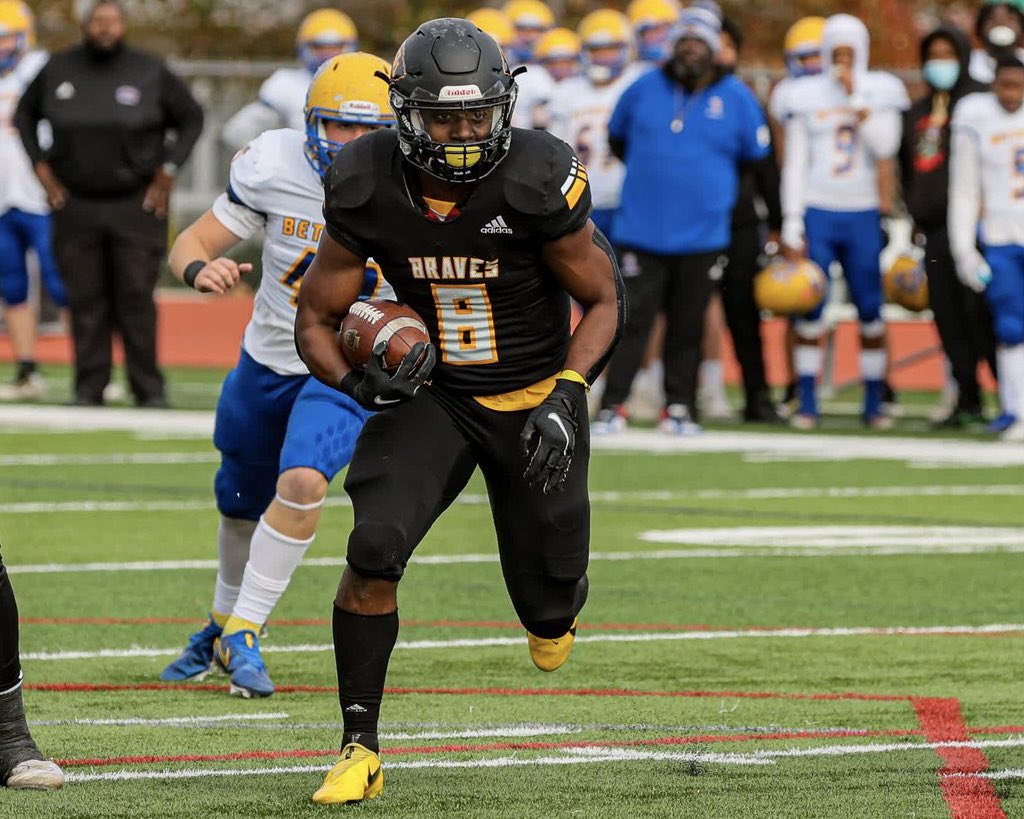 Jacob Liu (@jacobliu_8) on Twitter photo After speaking with <a href="/Coach_CEdwards/">Coach Edwards</a> I am excited to receive an official offer to <a href="/OttawaBravesFB/">Ottawa Braves Football</a> !
#GOBRAVES
<a href="/scbruinfootball/">Santa Clara High School Football</a> <a href="/coachngifford/">Nelson Gifford</a> <a href="/GetSportsFocus/">GetSportsFocus</a> <a href="/CSAPrepStar/">PREPSTAR</a> After speaking with <a href="/Coach_CEdwards/">Coach Edwards</a> I am excited to receive an official offer to <a href="/OttawaBravesFB/">Ottawa Braves Football</a> !
#GOBRAVES
<a href="/scbruinfootball/">Santa Clara High School Football</a> <a href="/coachngifford/">Nelson Gifford</a> <a href="/GetSportsFocus/">GetSportsFocus</a> <a href="/CSAPrepStar/">PREPSTAR</a>