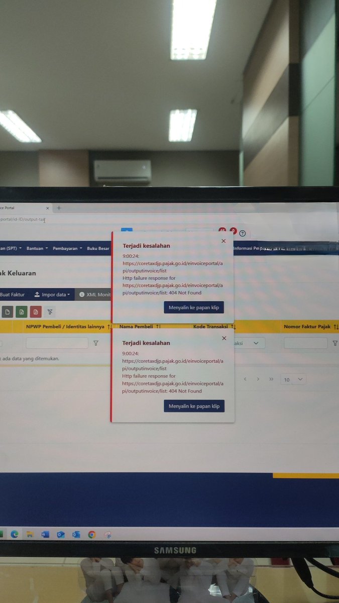Sinaa05's tweet photo. tolong tolong. Saban hari misuh2in coretax doang. https://t.co/xd24cQcdWg