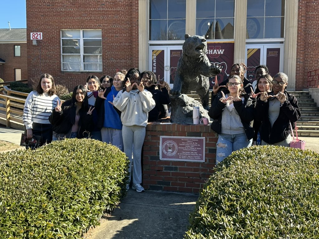 𝑫𝒓. 𝑴𝒂𝒓𝒊𝒂𝒉 𝑨. 𝑾𝒂𝒍𝒌𝒆𝒓 tweet media