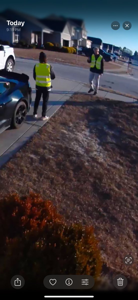 killakels61's tweet image. The internet sales kids taking a pic with my license plate then checking to see if it’s a manual 😂😂😂