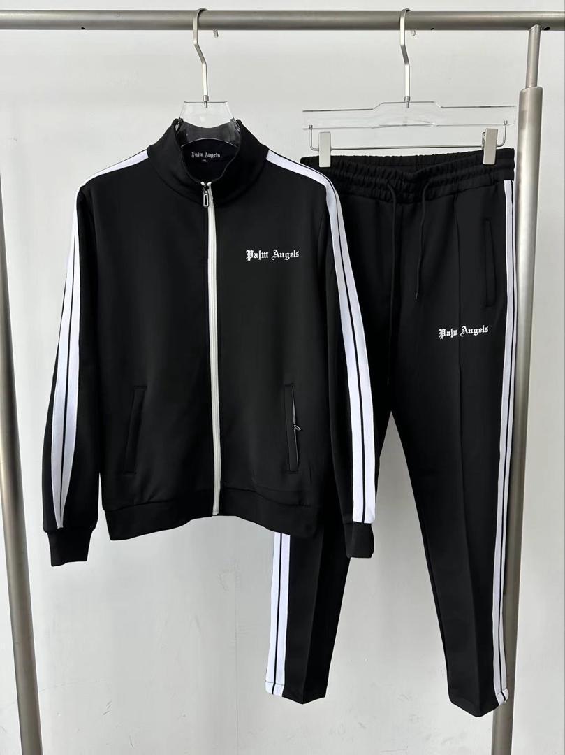 ProsperTabwa's tweet photo. Palm Angels Tracksuit 
Size S to 3xl 
Info contact 0733967738 https://t.co/lXaNQHsUF6