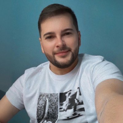 Grandes sonhos começam com pequenos passos.

#NovaFotoDePerfil