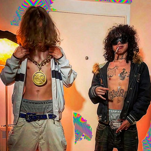 tomorevv's tweet photo. Madurar es aceptar que los Swaggerboyz, Saramalacara y (lo voy a decir) TURROBABY son el futuro de la musica. NO DISCUTO. https://t.co/lL7G247m1j