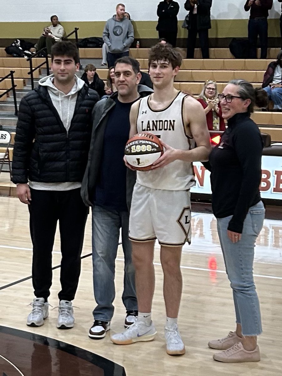 Landon Varsity Basketball (@landonvhoops) on Twitter photo Congratulations to Frankie Mannino ‘25 <a href="/frankiemannino1/">Frankie Mannino</a> who scored his 1000th point as a Bear tonight in our game vs. Episcopal. A testament to his character and commitment! #1HEART Congratulations to Frankie Mannino ‘25 <a href="/frankiemannino1/">Frankie Mannino</a> who scored his 1000th point as a Bear tonight in our game vs. Episcopal. A testament to his character and commitment! #1HEART
