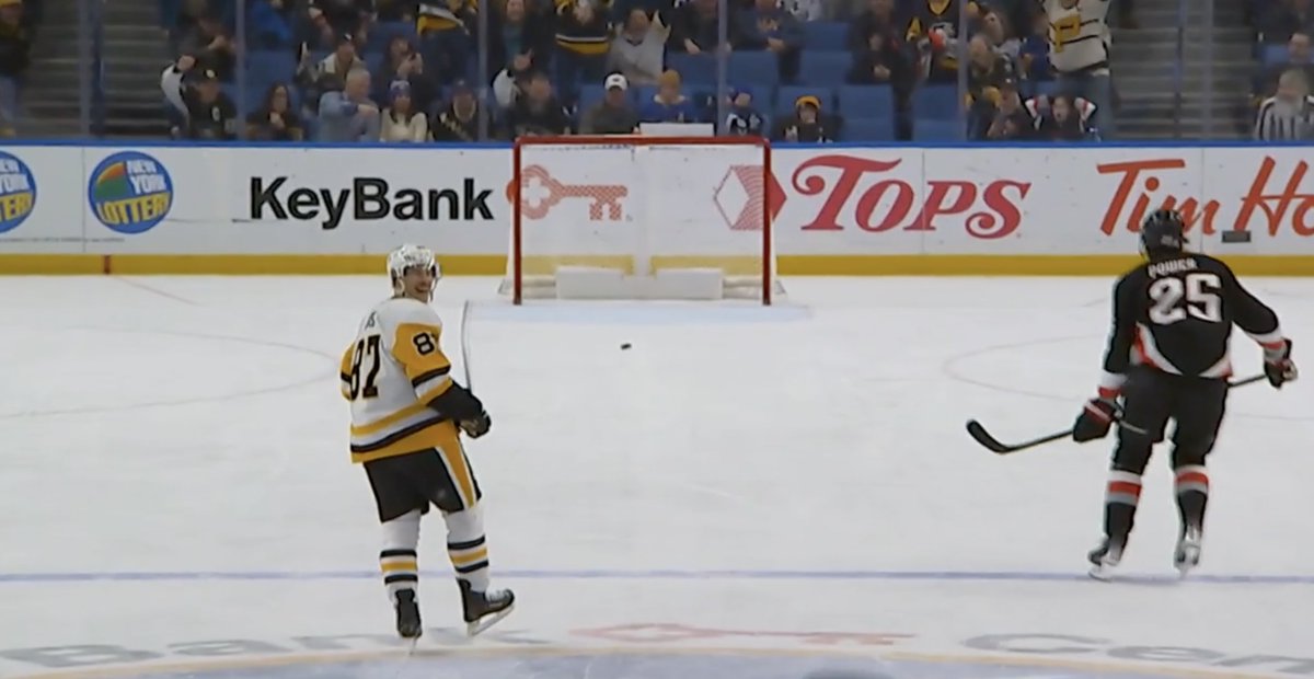 Check aht #87 lookin at Ned
🎯