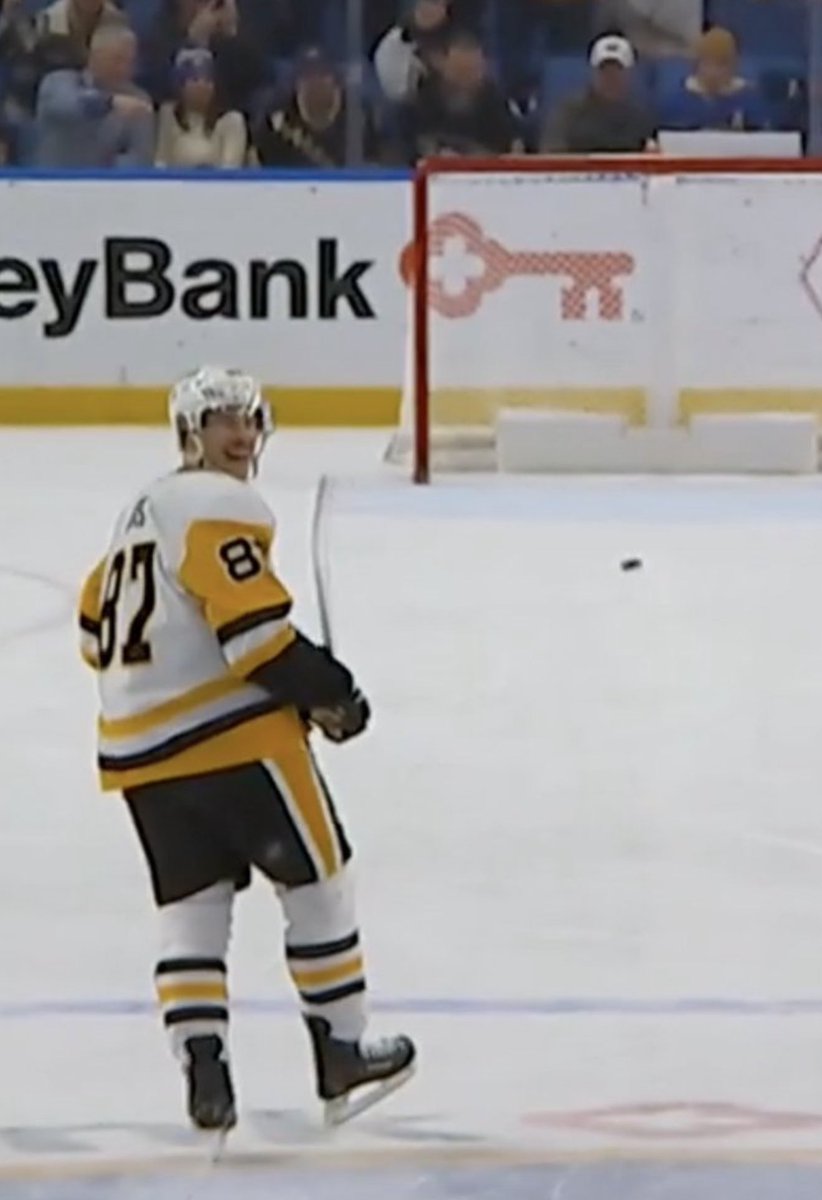 The best part of #Penguins Alex Nedeljkovic goalie goal?  Sidney Crosby’s reaction and smile turning around to look at Ned when he knew it was going in.  #LetsGoPens #GoalieGoal