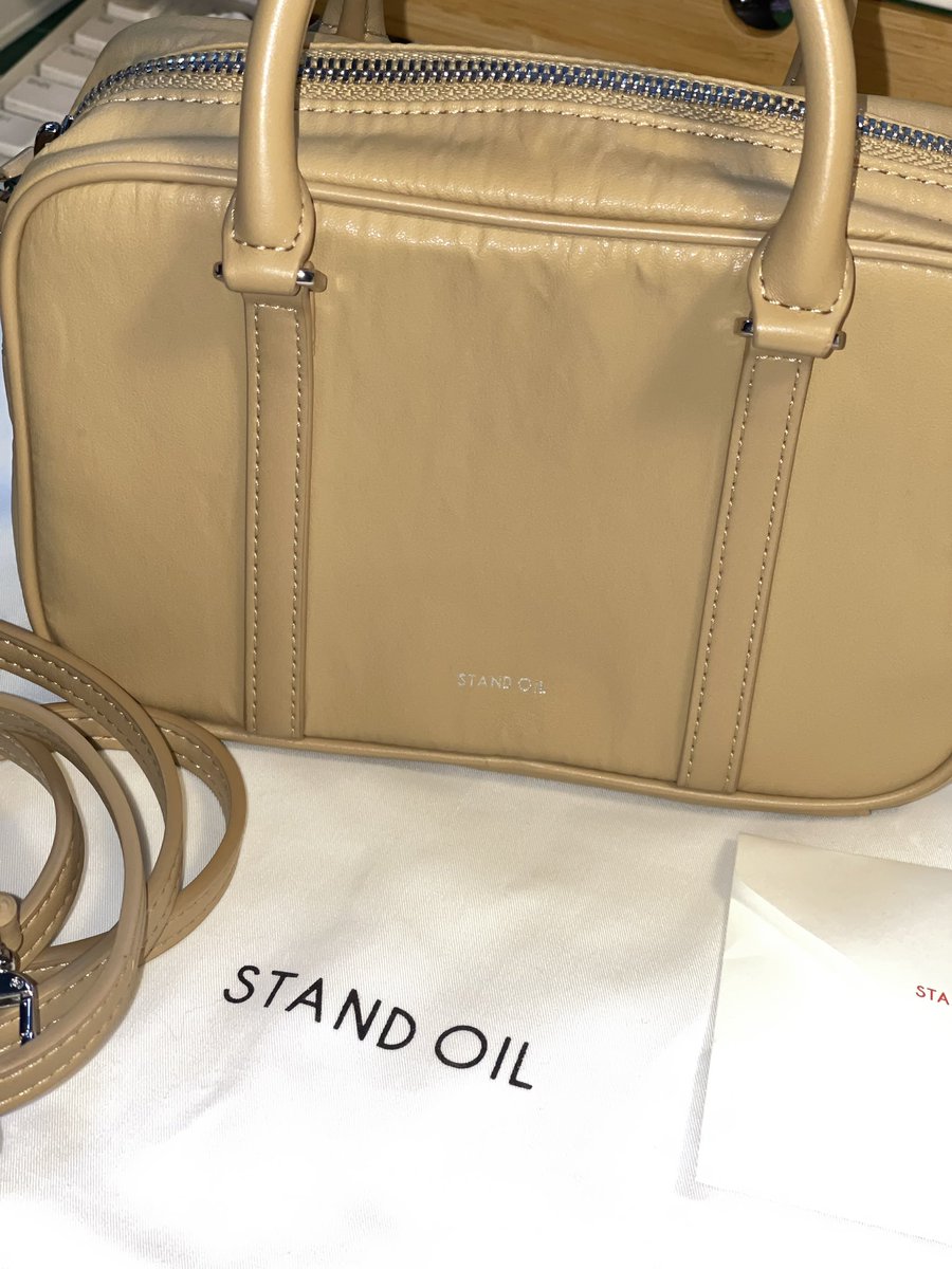 shirobutaaa's tweet photo. Stand oil Toast bag สี sand 
ใหม่มากใช้งาน 2 ครั้ง (ขนาดมีแจ้งในรูปสุดท้ายค่ะ)

1400 รวมส่ง
สอบถามเพิ่มเติมทาง dm ค่า 🫶🏻

#standoil #standoilthailand #standoilพร้อมส่ง #กระเป๋าstandoil #toastbag https://t.co/cHWq50euoX