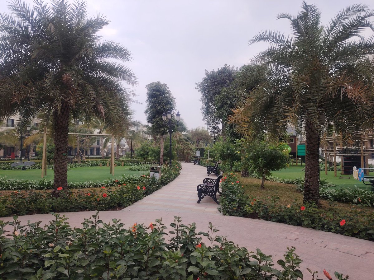dragon_traderr's tweet photo. Vinhomes OCP2. Hải Âu 65m gần chung cư, công viên. Giá 8,1 tỷ bao phí. Liên hệ 0985368836 em Minh https://t.co/mnNpbqPeMH