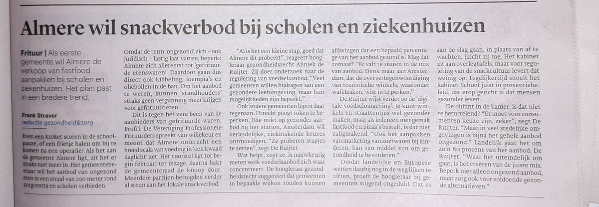 Gemeente #Almere wil #snackverbod in straal van 100m rond #scholen en #ziekenhuizen 
#Betuttelend? Nou nee! Consumenten hebben immers keuze: De rest van het aanbod is namelijk voor 80% #ongezond
Zo'n verbod maakt het maken van gezonde keuzes misschien iets gemakkelijker..<a href="/trouw/">Trouw</a>