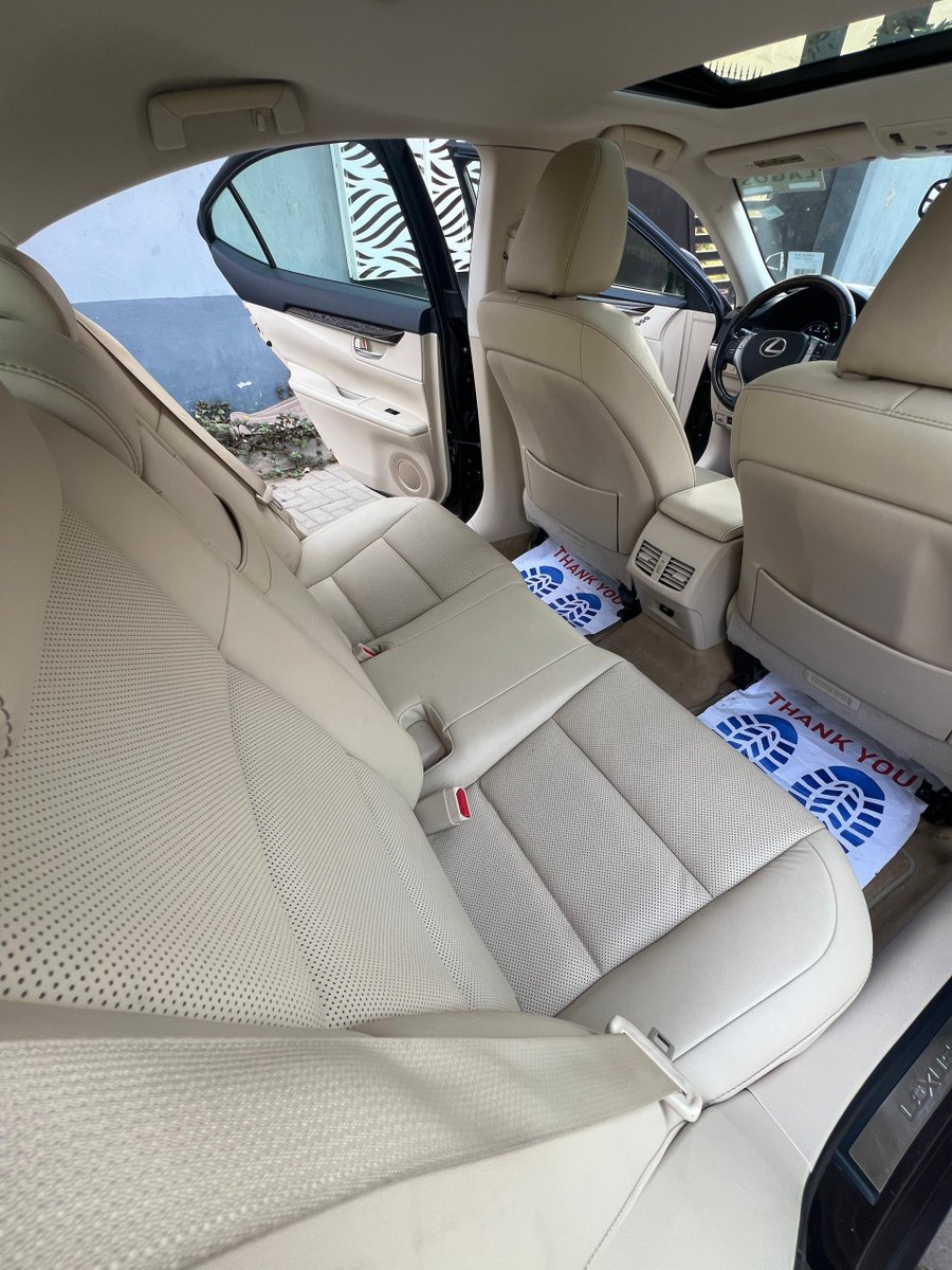 Autorush2's tweet photo. JUST IN!!!!🔥🔥🔥🔥🔥🔥🔥🔥🔥
FOREIGN USED 2015 LEXUS ES350
{JANUARY 2025 ENTRY}
*TOTAL ACCIDENT FREE
*TOTAL FIRST BODY
*FULL OPTION
*CATALYST AND O2 SENSORS INTACT
PRICE: 23,500,000 NAIRA FIRM!✍🏽 https://t.co/WseMrQvQ0h
