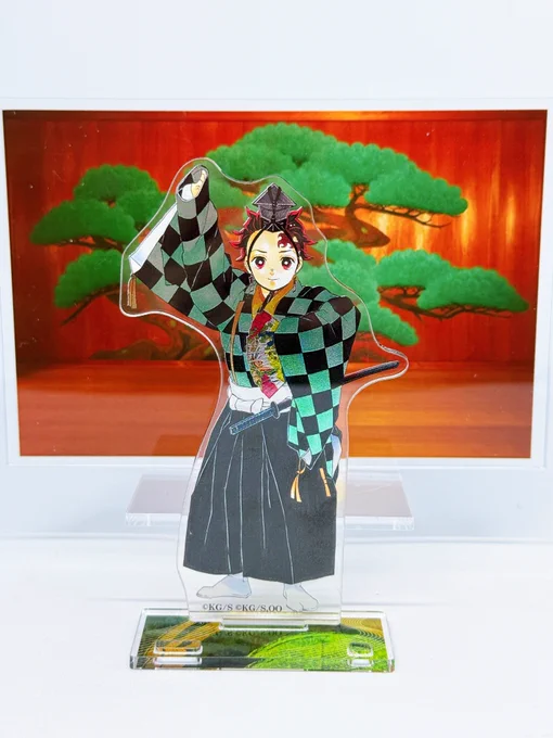 能舞台の背景アクスタ入手したがなかなかいいっすね!!