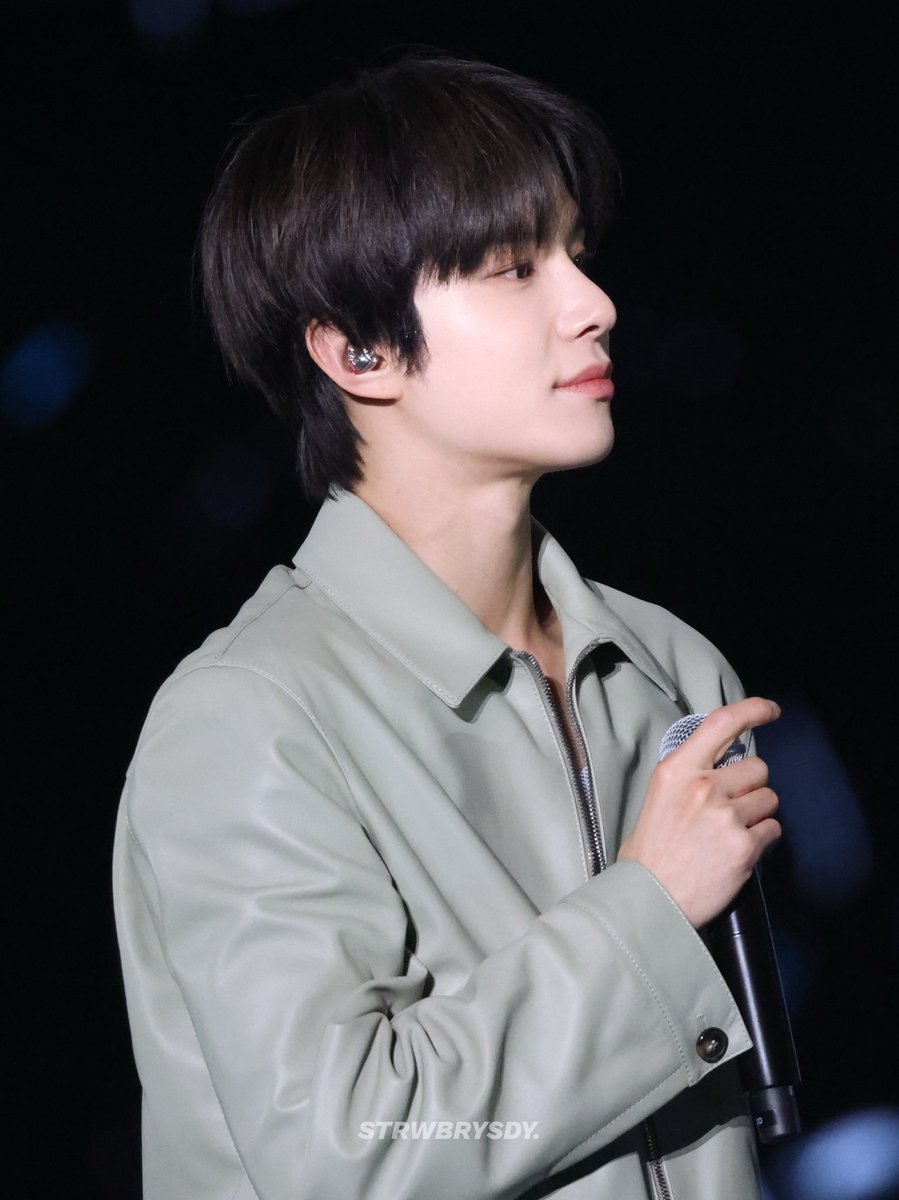 250118 NEO CITY: THE MOMENTUM 사첵
TOD'S AMBASSADOR 김정우

#정우 #JUNGWOO #ジョンウ
#NCT #NCT127 #엔시티127 
#NEOCITY_THE_MOMENTUM