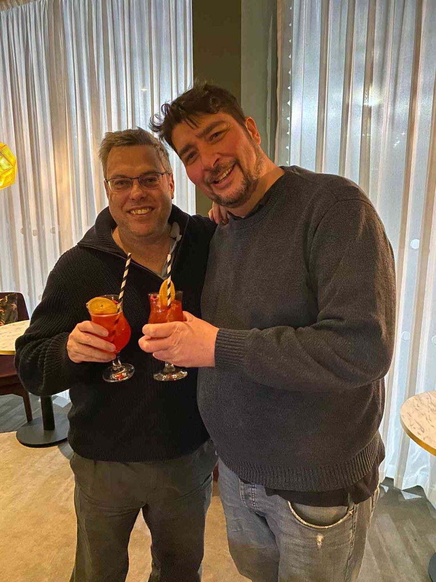 Off to the @WelshNatChamps playing Vamps for the very first time - looking forward to the fun and mayhem, the blood lust 🩸 probably not as much!

Met up with my PS mates for dinner and drinks last night - Yellow-Ox (Tony) never could resist a two for one cocktail! #Bloodbowl