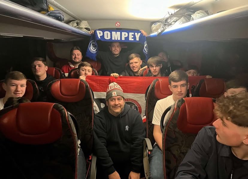 A Portsmouth Fan Is Making The 640 Mile Round Trip Down To Fratton Park With A Coach Full Of Boro Fans (Today) 🚍👏…

- That Should Be A Good Laugh On The Way Home Depending On The Result…

(#)- #Pompey | #Boro