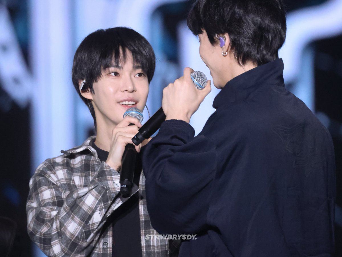 250118 NEO CITY: THE MOMENTUM 사첵

#쟈니 #JOHNNY #ジャニー
#도영 #DOYOUNG  #ドヨン
#NCT #NCT127 #엔시티127 
#NEOCITY_THE_MOMENTUM