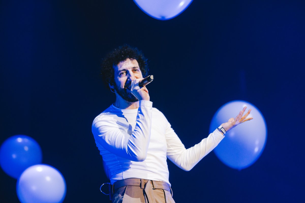 MovistarArenaEs's tweet photo. 🔸 ¡ @Marwanmusica en el #MovistarArena celebrando el fin de gira y su 20 aniversario en la música!

📸 Manu Pasik https://t.co/M3gWdfuP5I