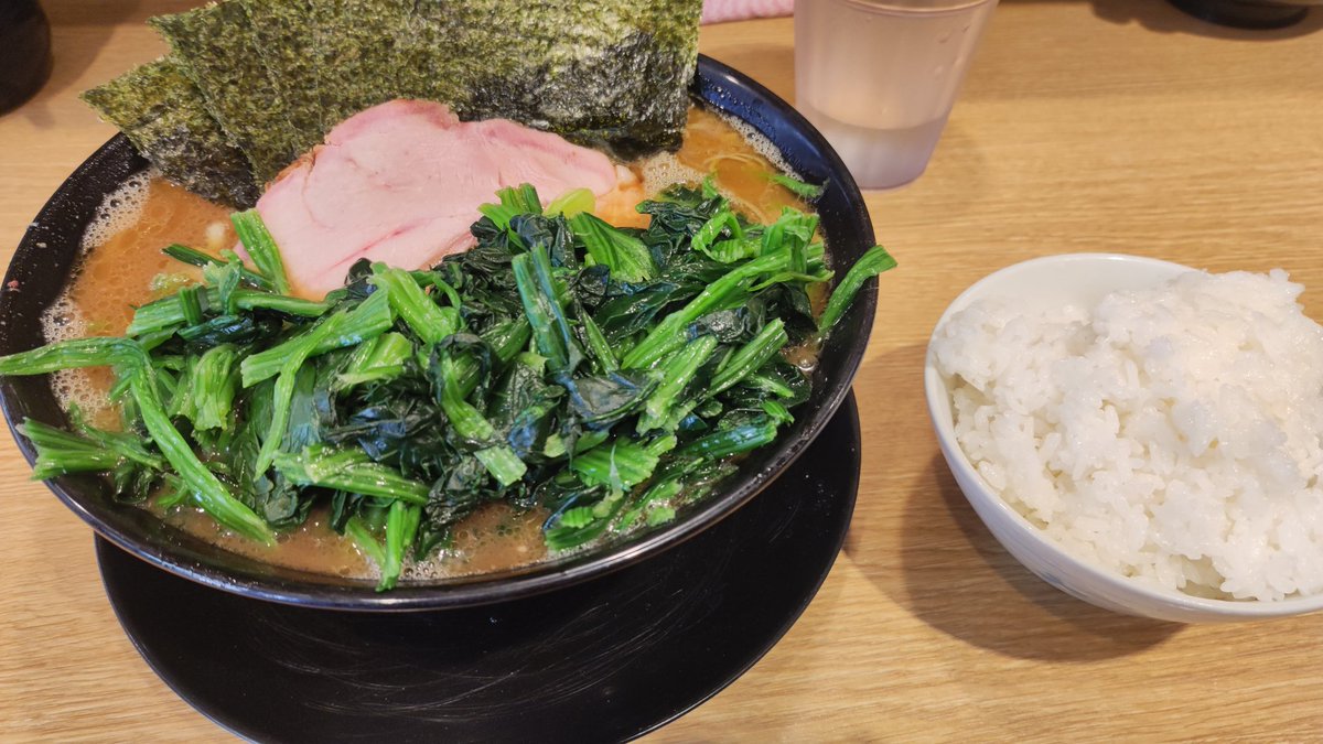 Okb_TH's tweet photo. 横浜家系ラーメン　蓮　京成大久保店、ばりお久しぶりです。
ごちそうさんです。 https://t.co/jmB3nnwxJC