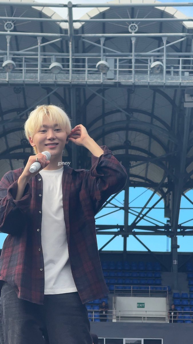 jeongyuyoonkim's tweet photo. i love u boo seungkwan 🥹🤍 https://t.co/ctkJjhVMuW