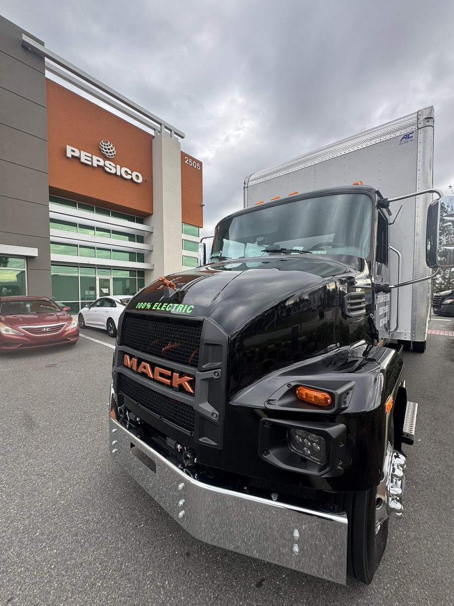 A few action shots from the week. 
All-Electric, <a href="/MackTrucks/">Mack Trucks</a>