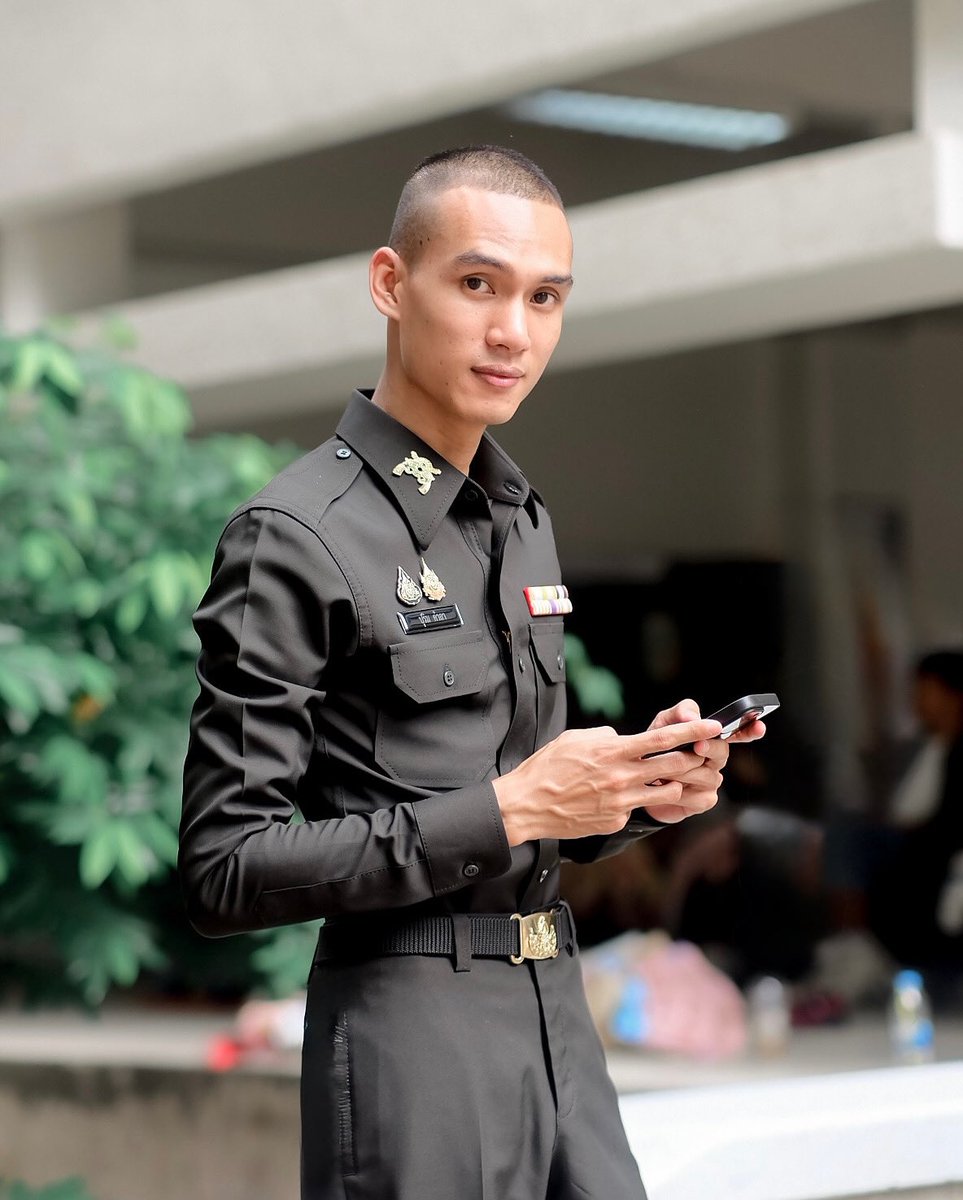 สวัสดีวันกองทัพไทย 🪖🇹🇭 
18 ม.ค. 

#ทหาร #หัวเกรียน #ทบ 💂🏽